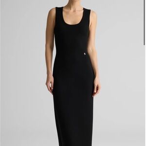 St. John MICHELLE DRESS IN SIGNATURE DOUBLEFACE KNIT black won’t leave up long!